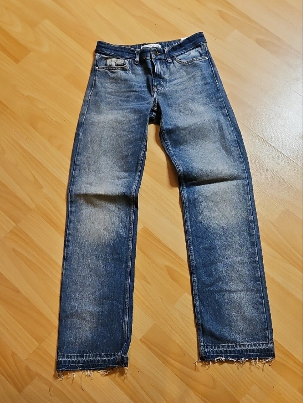 Zara Women's Blue Washed Straight Jeans